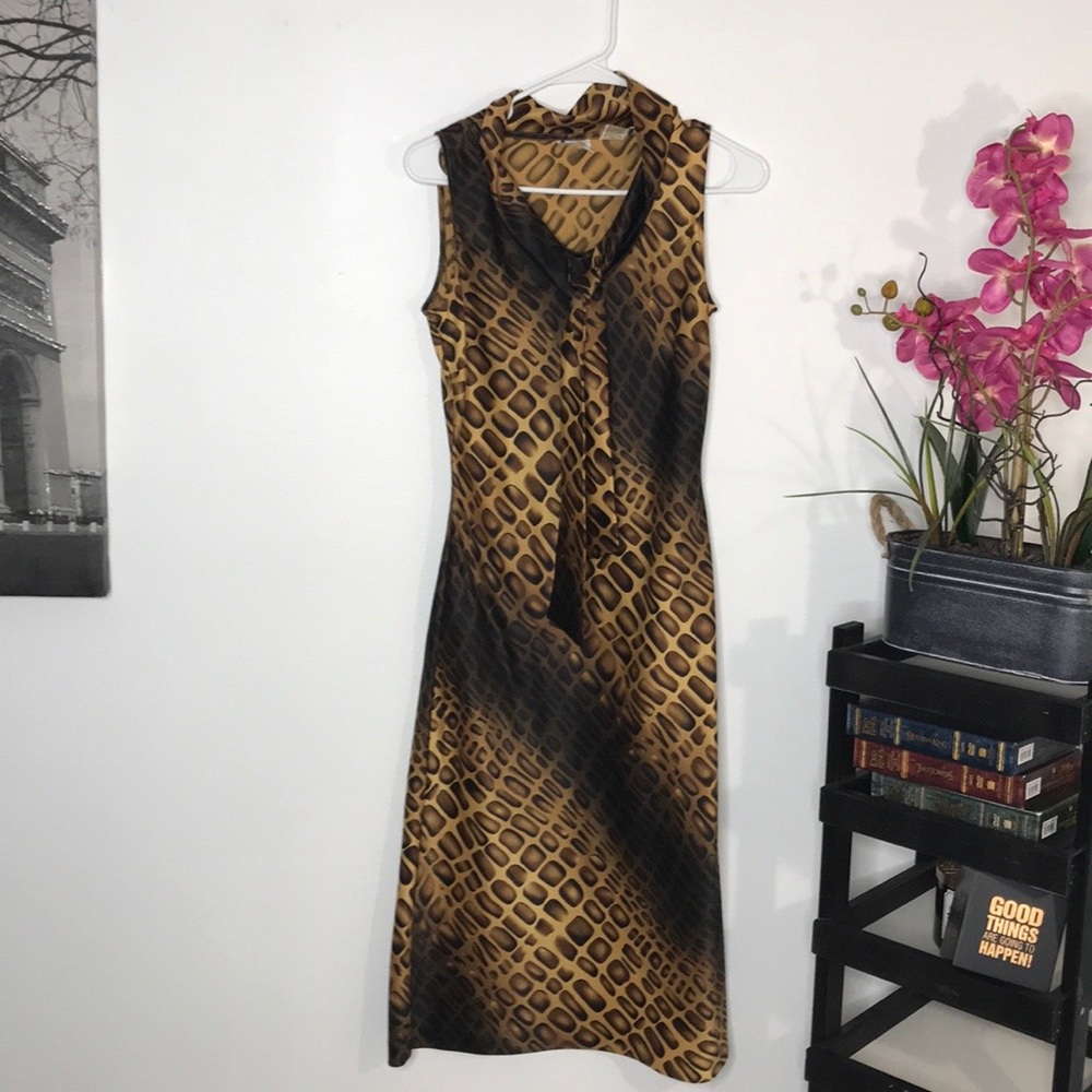 ✨Snack print dress✨
